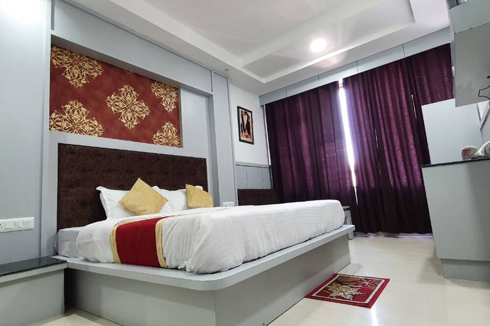 Photo of Bedroom in Katra