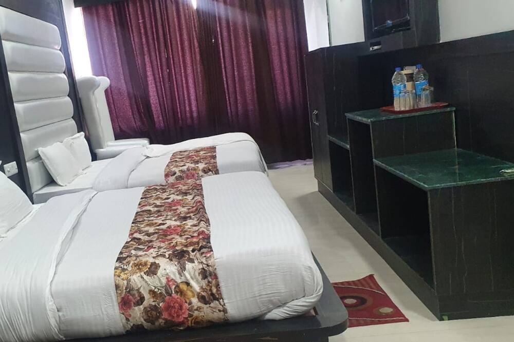 Photo of Bedroom in Katra