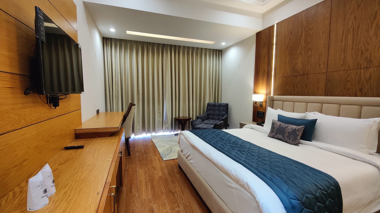 Photo of Bedroom in Dharampur
