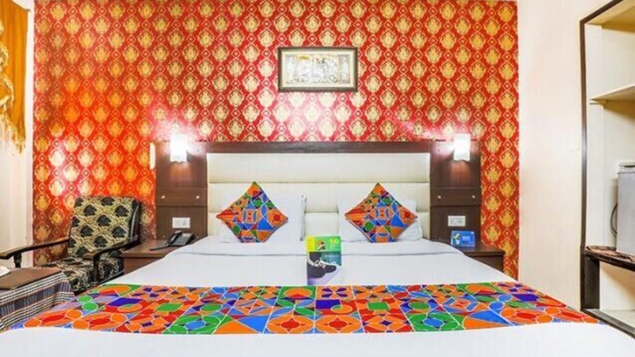 Photo of Bedroom in Mayapur