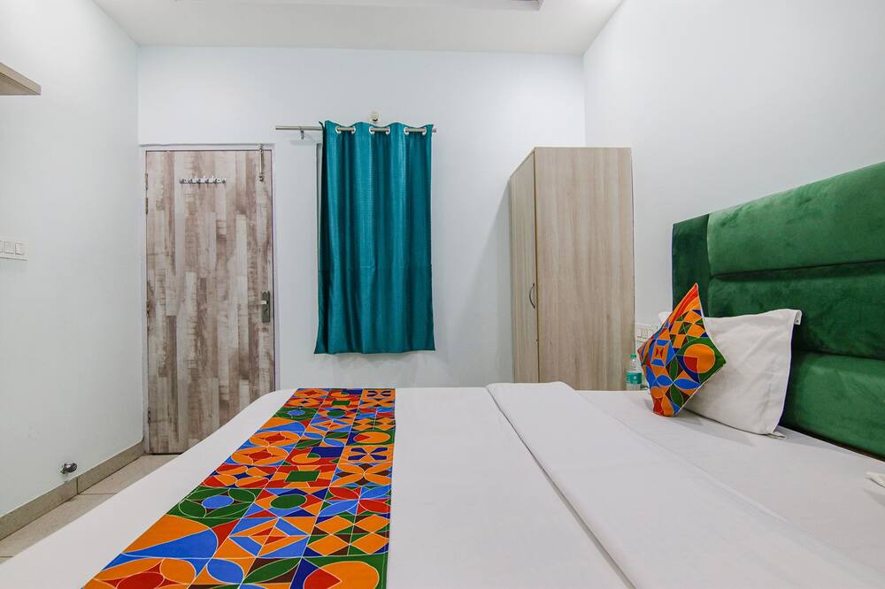 Photo of Bedroom in Manimajra