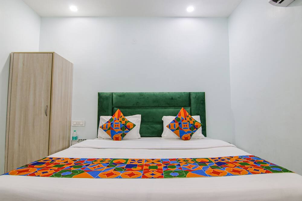 Photo of Bedroom in Manimajra