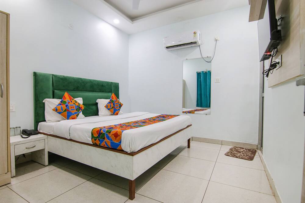 Photo of Bedroom in Manimajra