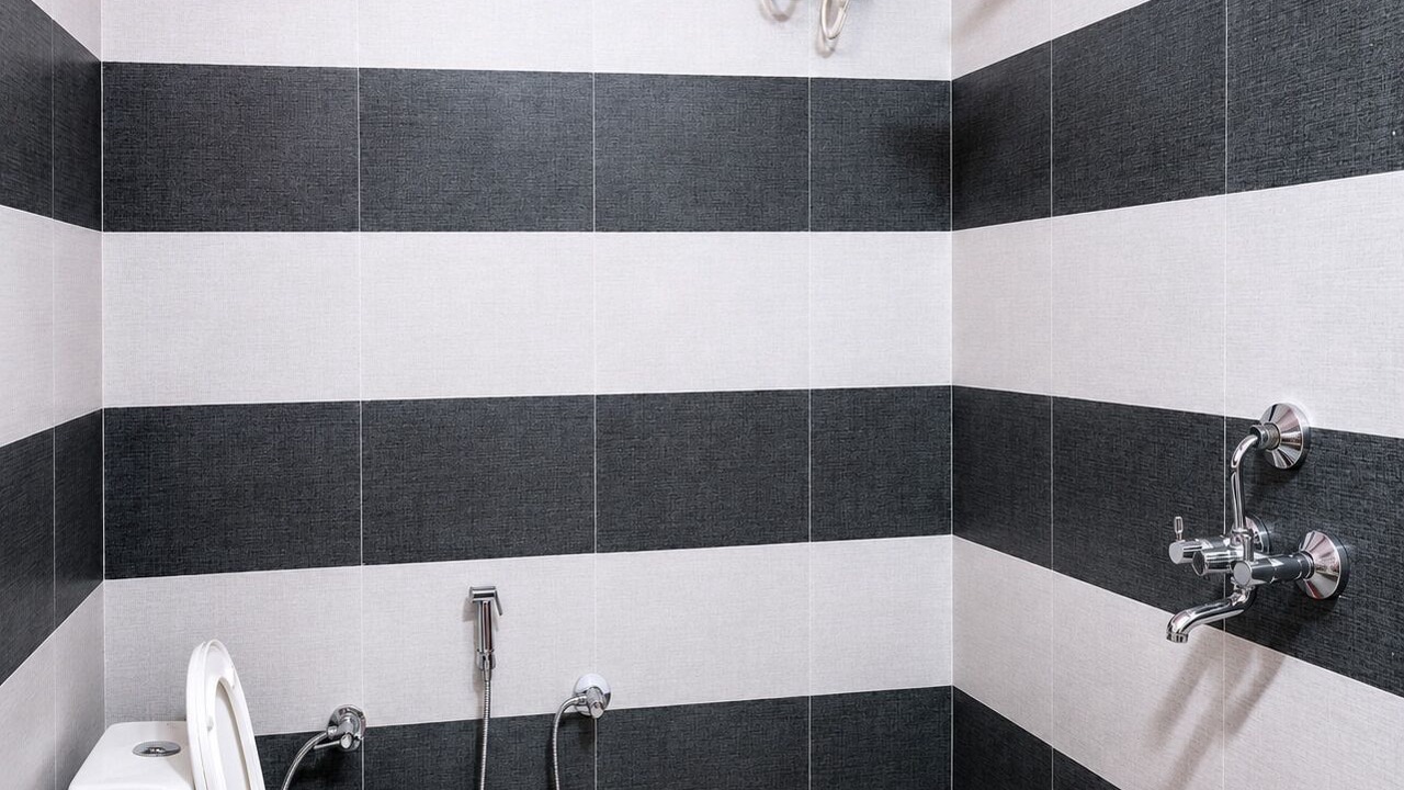 Photo of Bathroom in Narainkoti