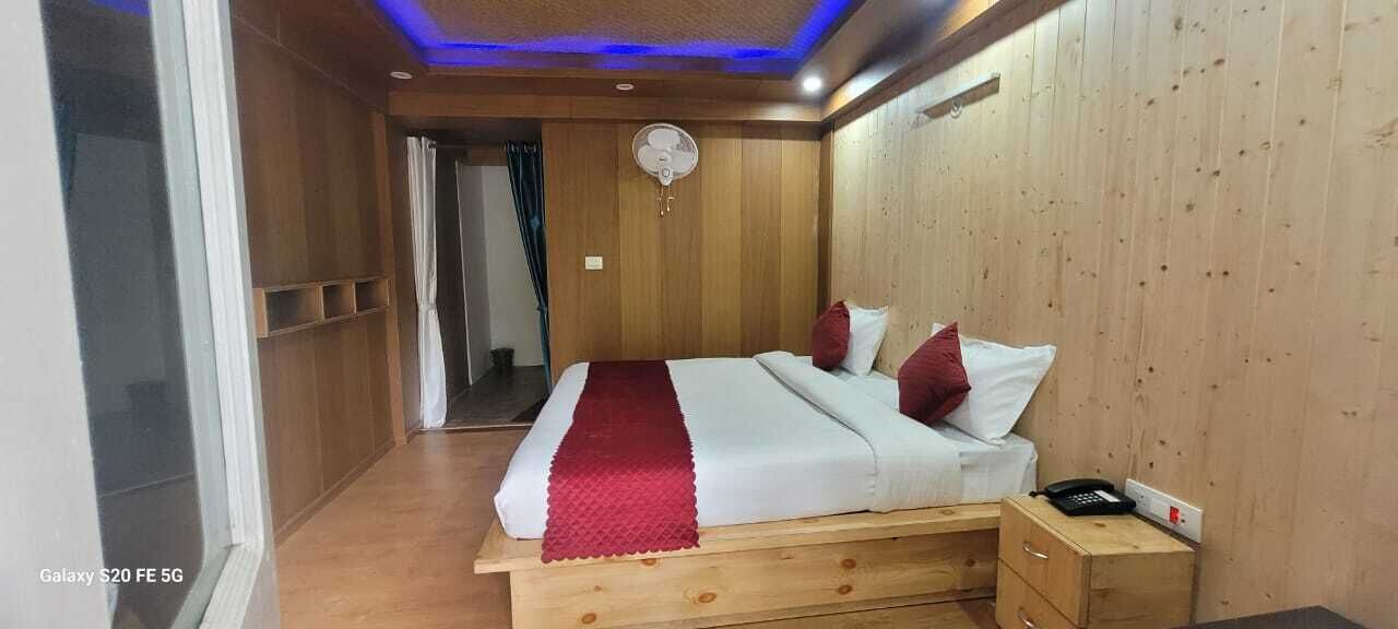 Photo of Bedroom in Kausani