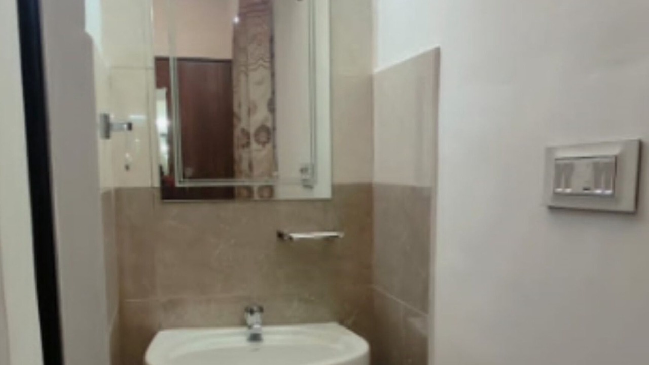 Photo of Bathroom in Kodaikanal