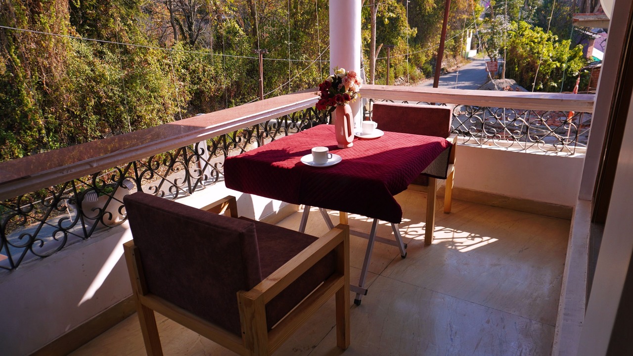 Photo of Bedroom in Bhimtal