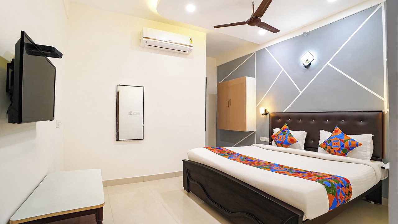 Photo of Bedroom in Royapettah