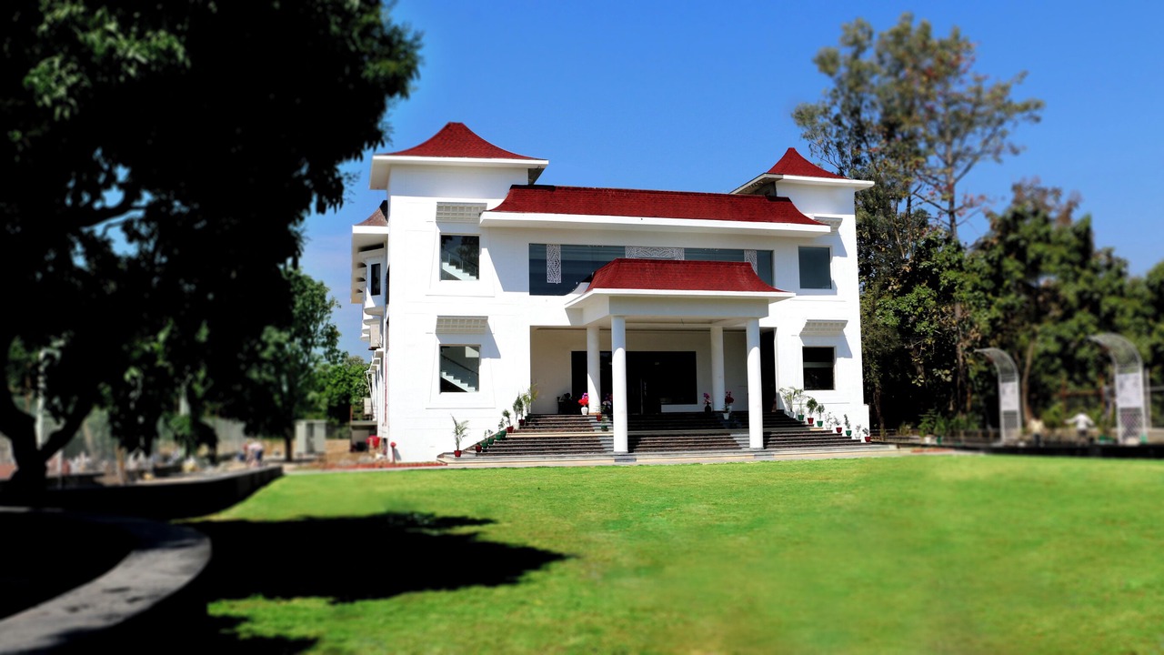 Photo of Buildings in Kanda Range