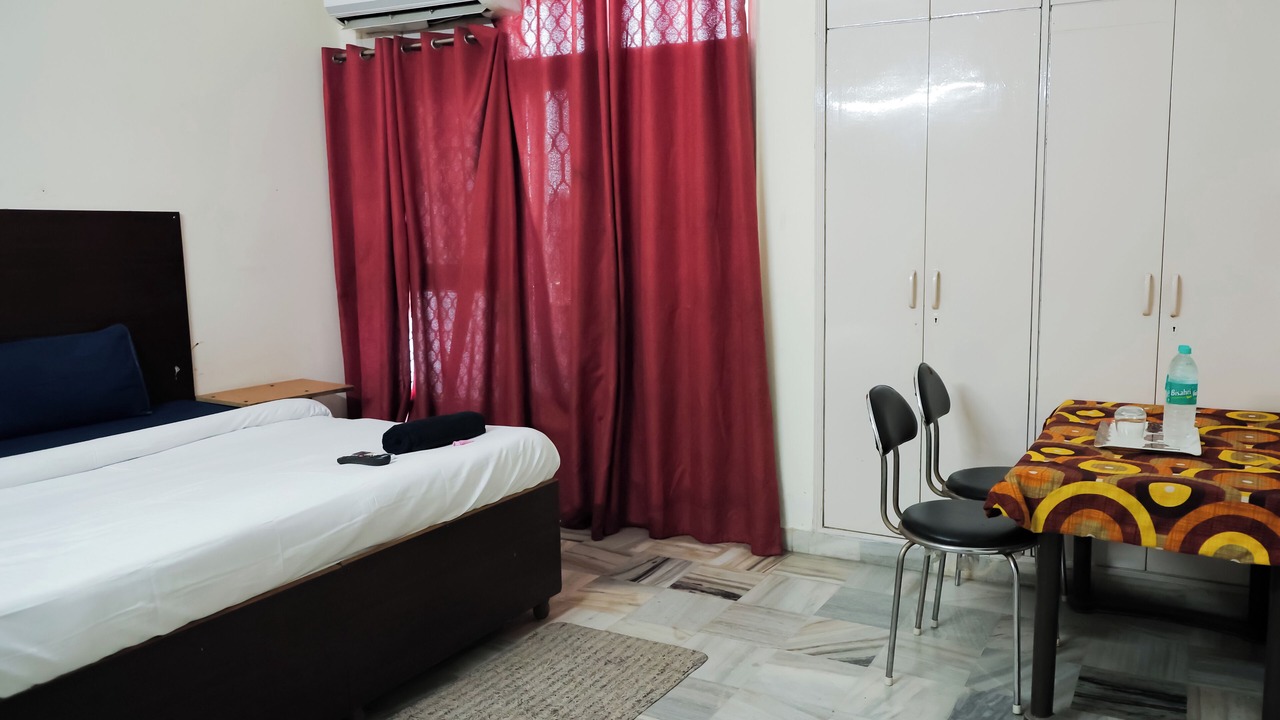Photo of Bedroom in Lajpat Nagar