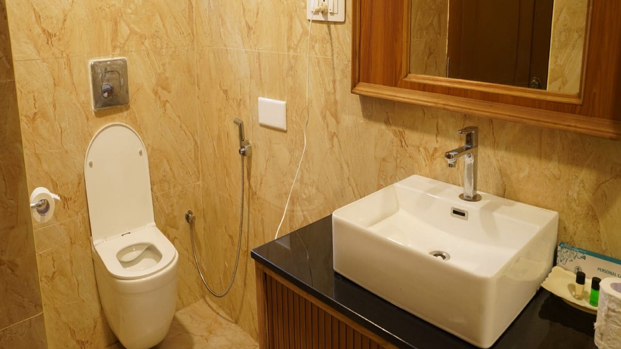 Photo of Bathroom in Karaikudi