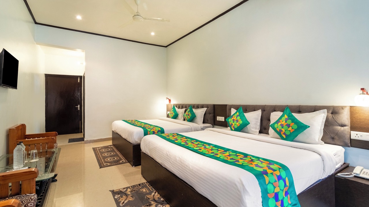 Photo of Bedroom in Bhimtal