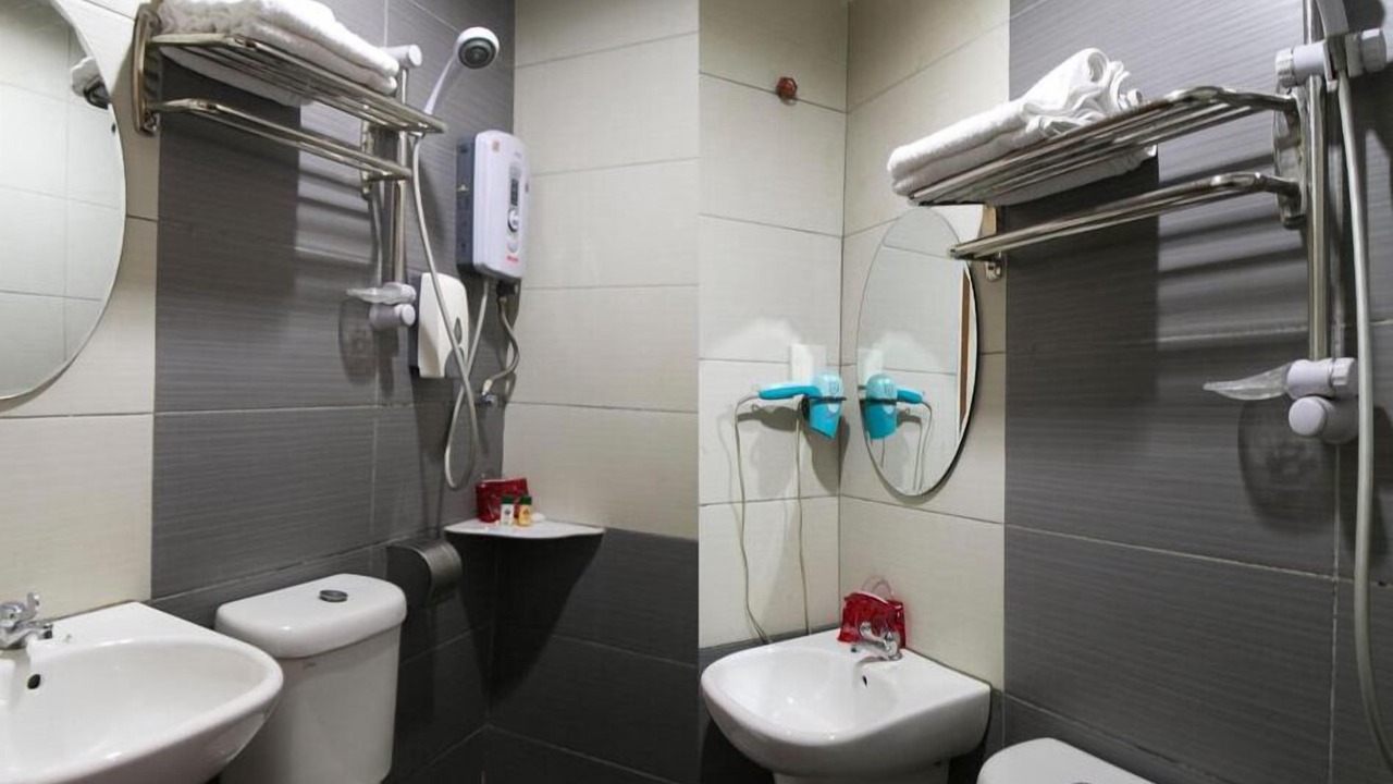 Photo of Bathroom in McLeod Ganj