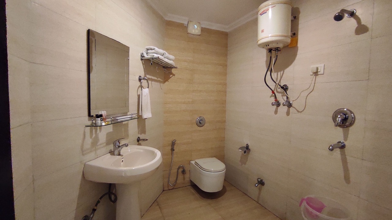 Photo of Bathroom in McLeod Ganj