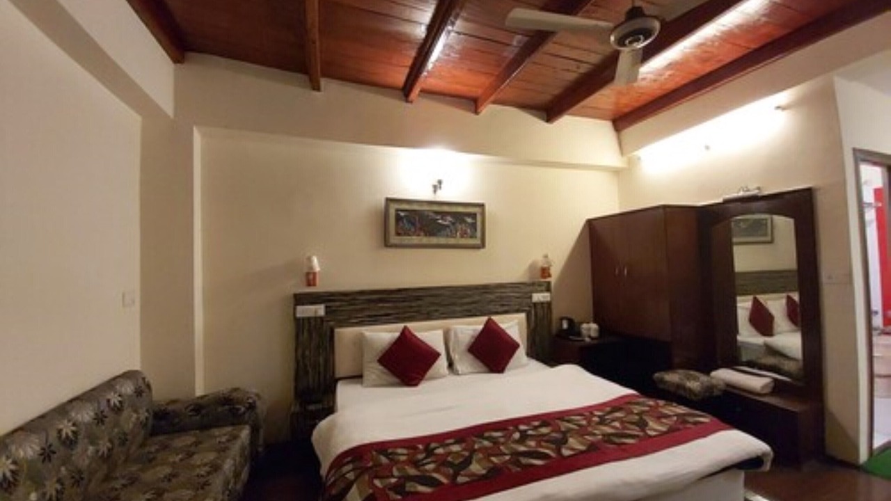 Photo of Bedroom in Nainital