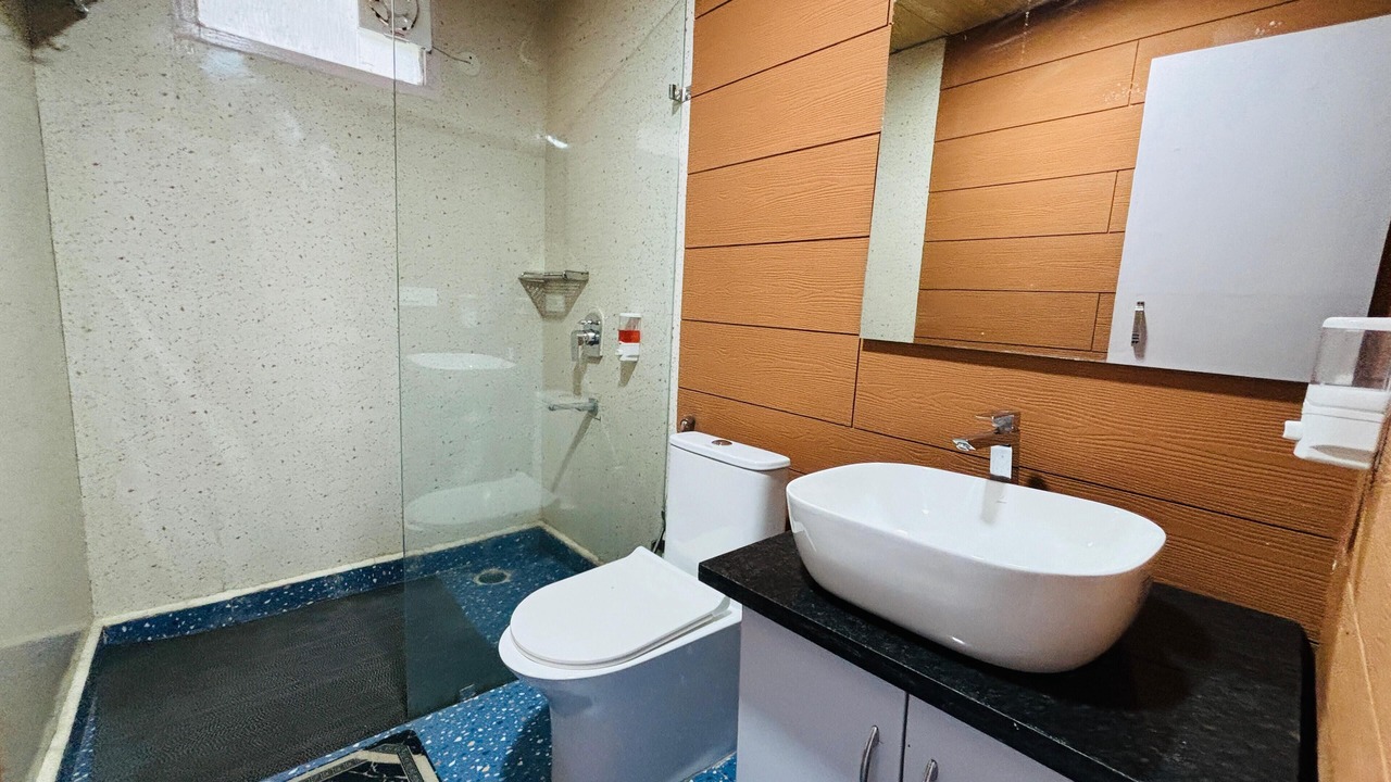Photo of Bathroom in Ukhimath