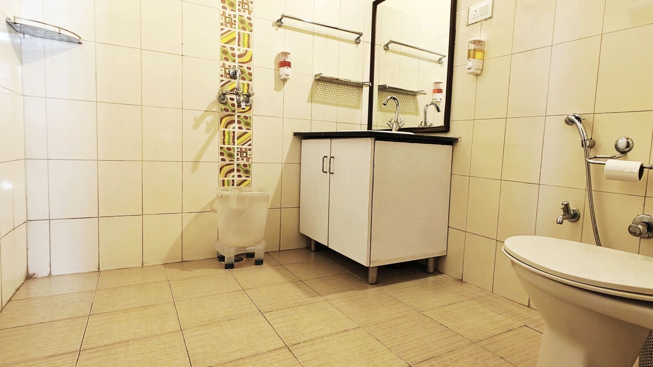 Photo of Bathroom in Ukhimath