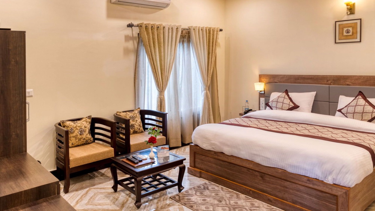 Photo of Bedroom in Bhimtal