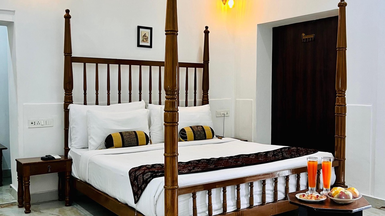 Photo of Bedroom in Allahabad
