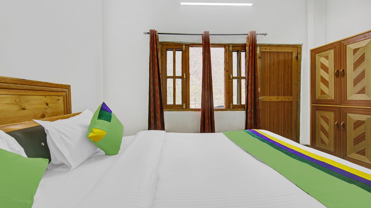 Photo of Bedroom in Kasol