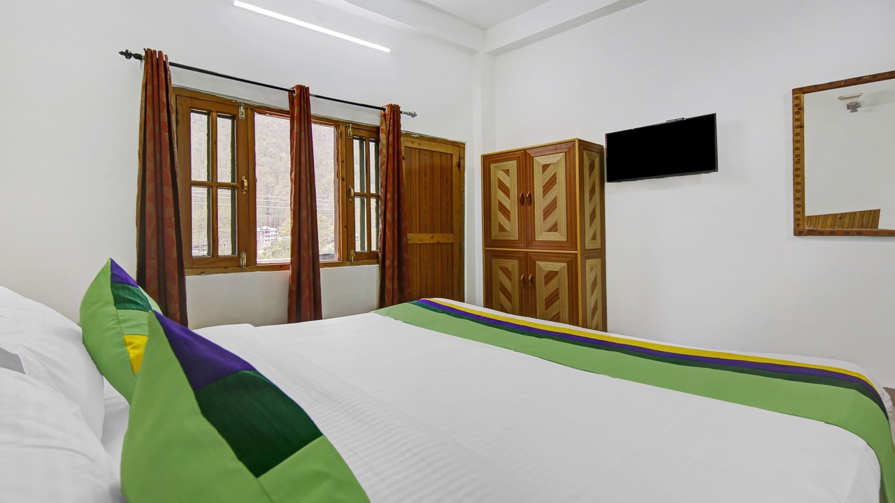 Photo of Bedroom in Kasol
