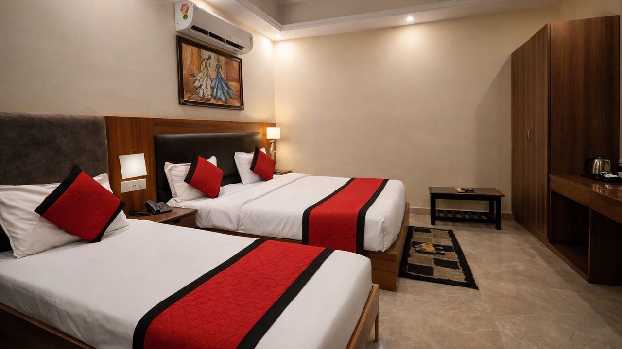 Photo of Bedroom in Katra