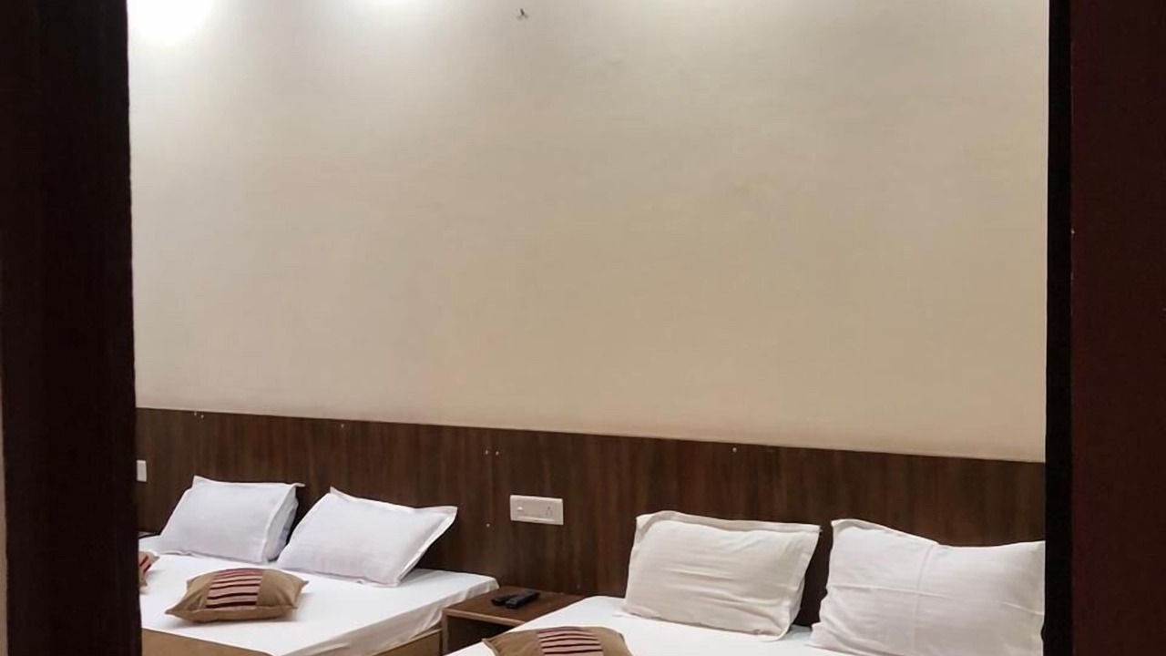 Photo of Bedroom in Lansdowne