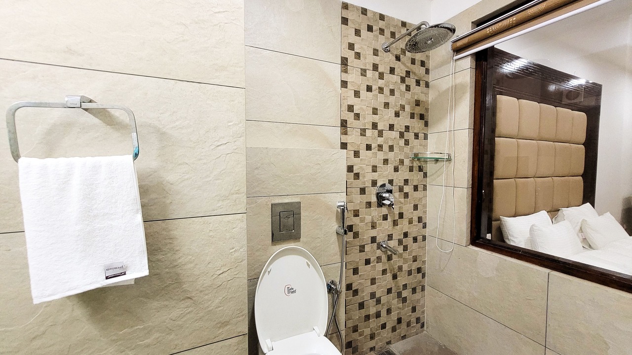 Photo of Bathroom in Shargole