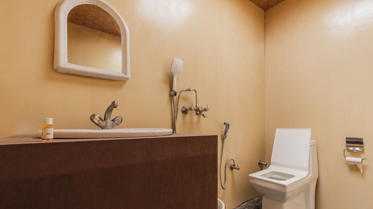 Photo of Bathroom in Man