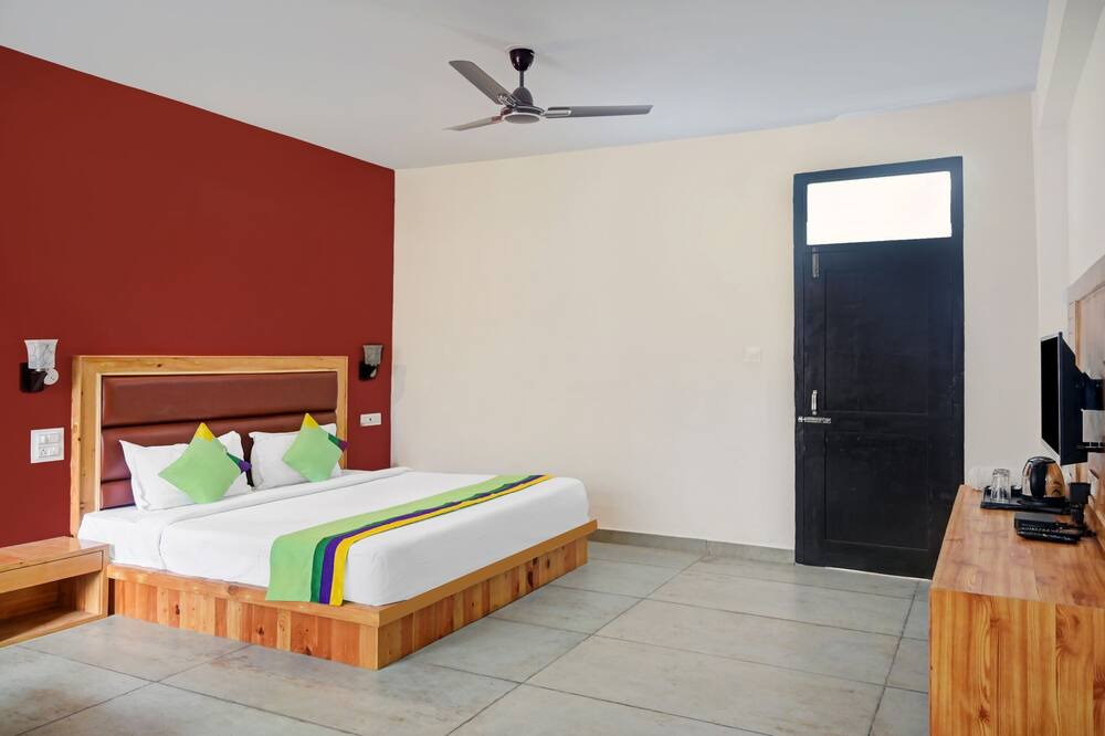 Photo of Bedroom in Kasol