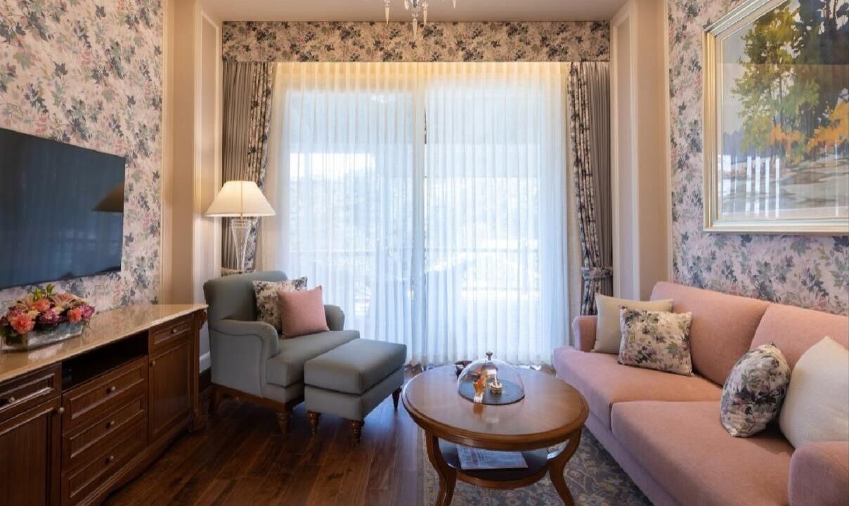 Photo of Bedroom in The Mall Road