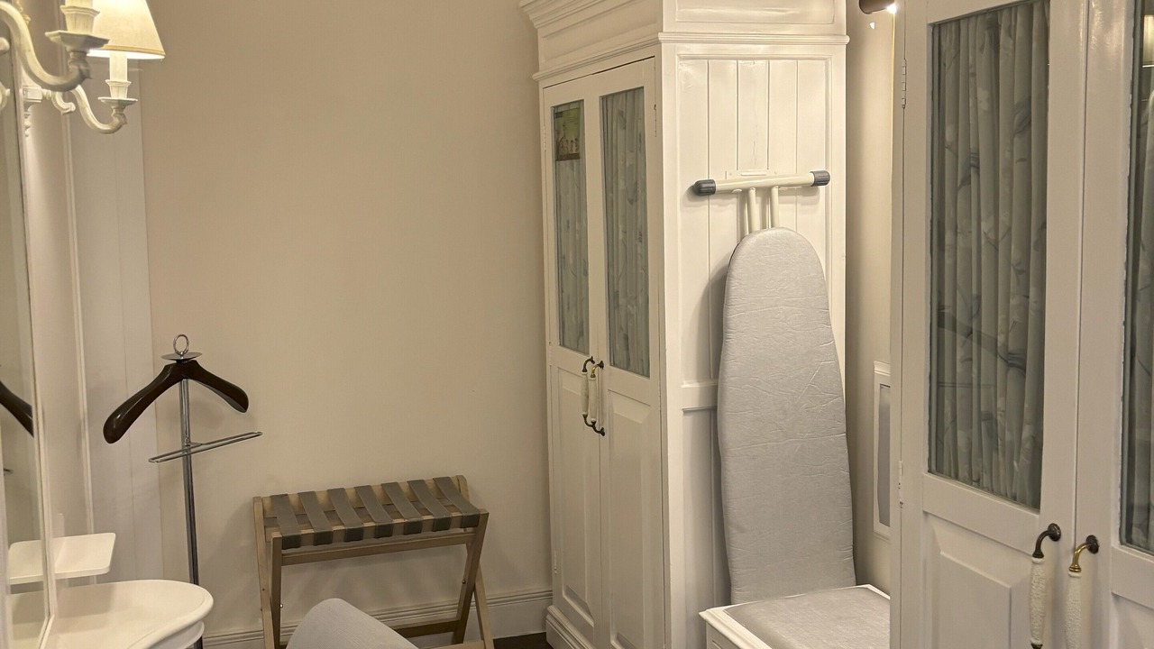 Photo of Bedroom in The Mall Road