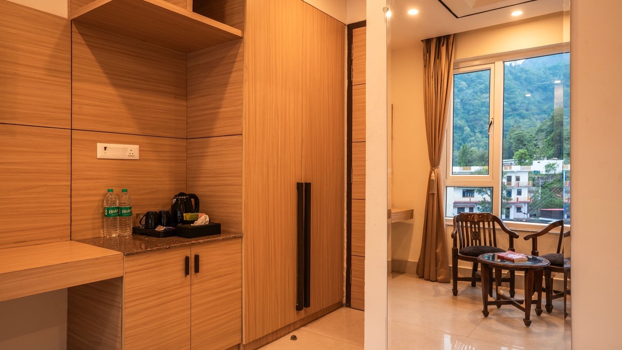 Photo of Bedroom in Pauri