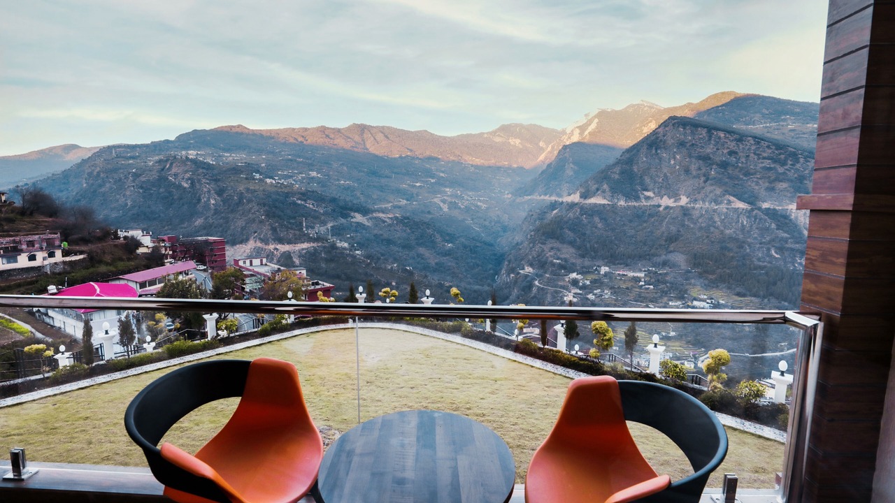 Photo of Patio Balcony in Ukhimath