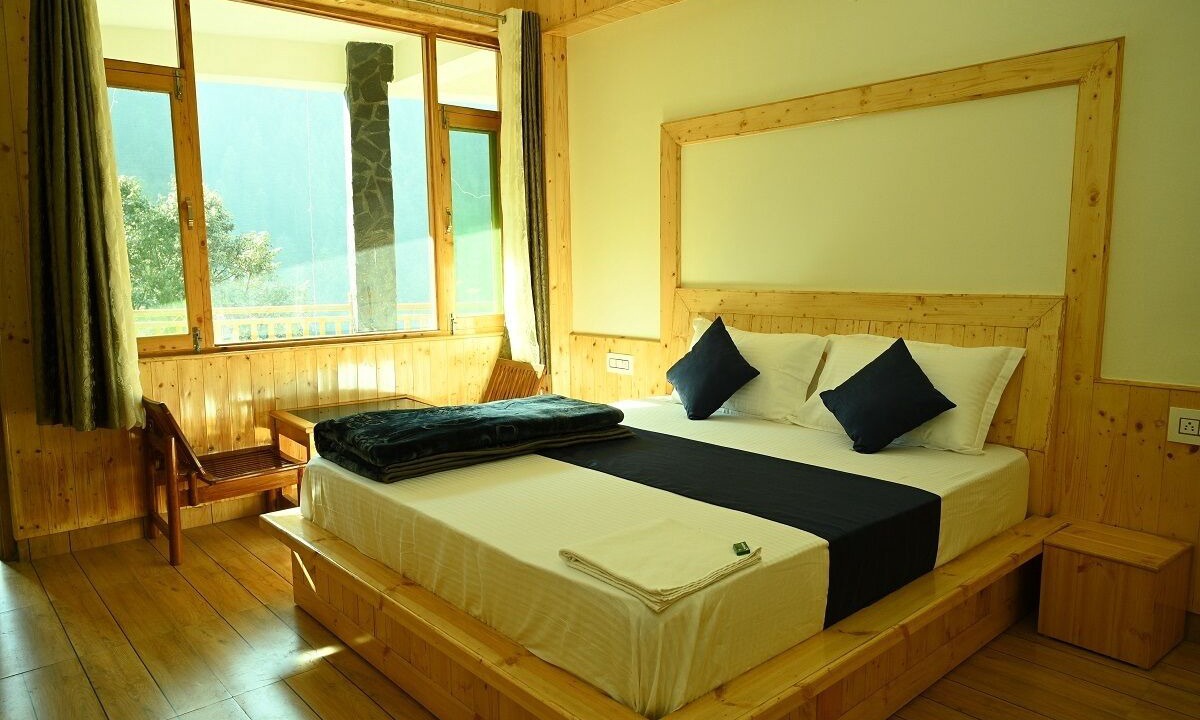 Photo of Bedroom in Jibhi