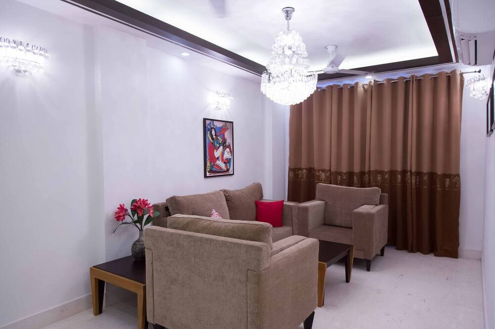 Photo of Livingroom in RK Puram