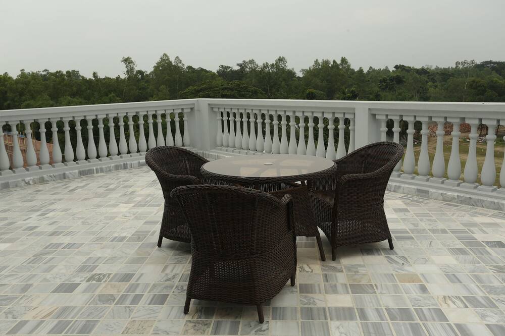 Photo of Patio Balcony in Bogra