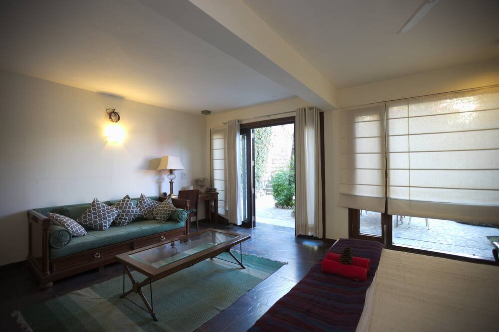 Photo of Livingroom in Kasauli