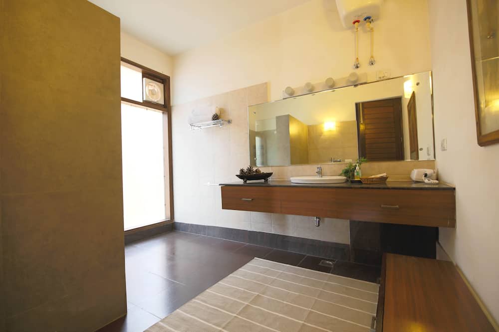 Photo of Bathroom in Kasauli