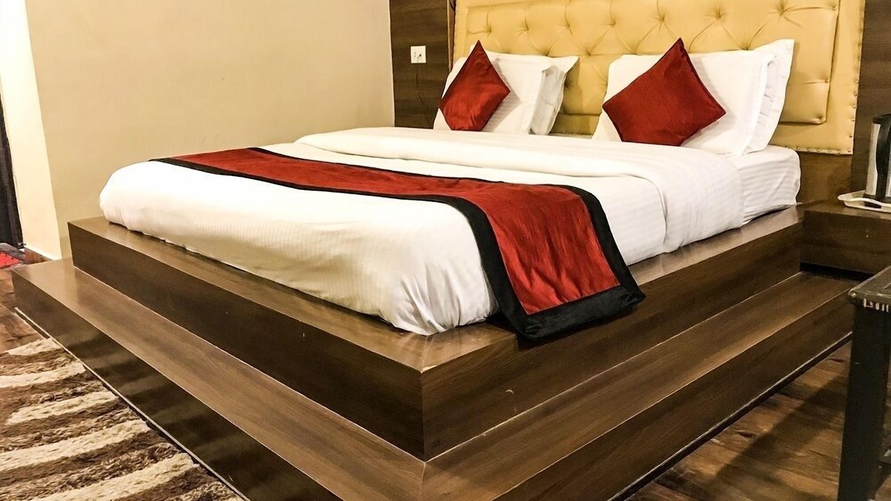 Photo of Bedroom in Katra