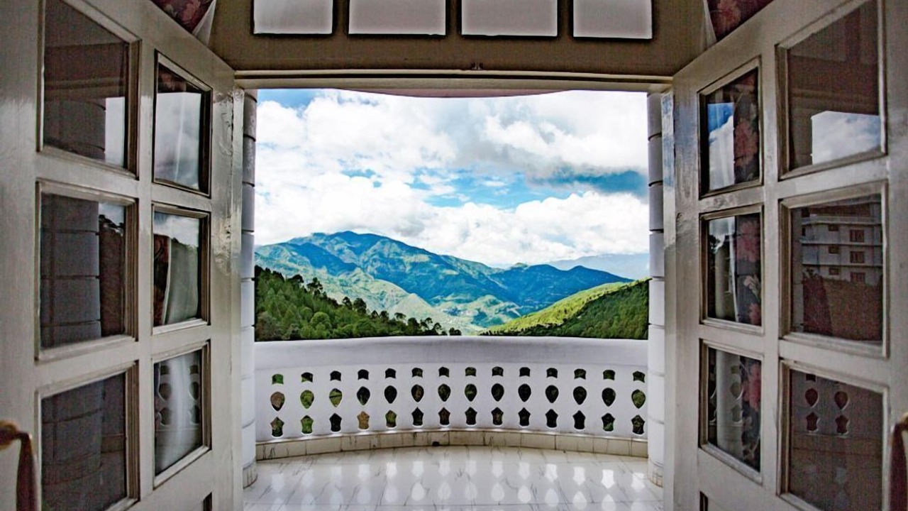 Photo of Patio Balcony in Chamba