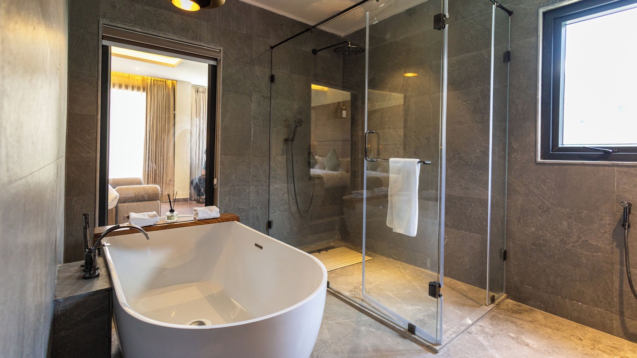 Photo of Bathroom in Tapovan