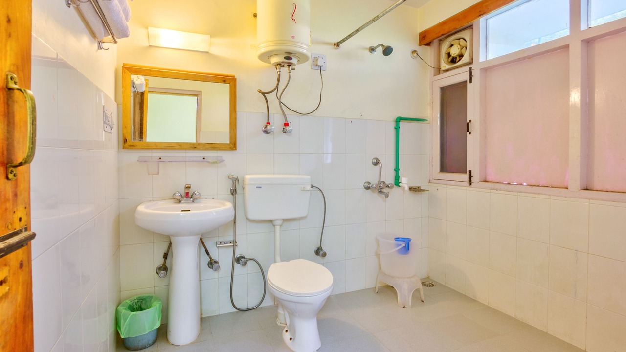 Photo of Bathroom in Aleo