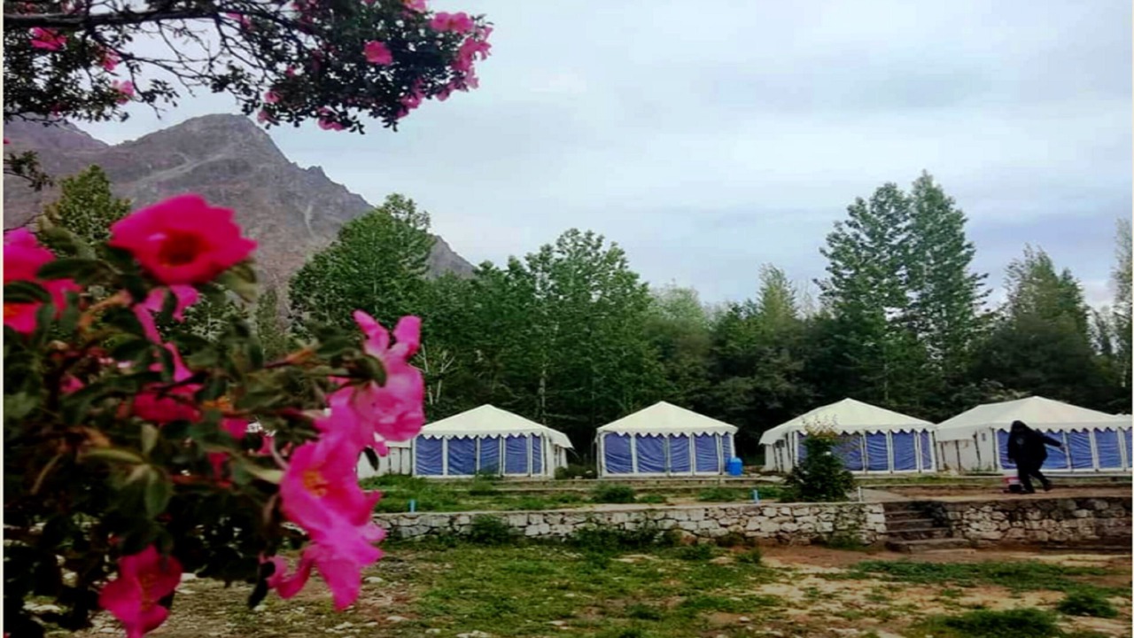 Photo of Outdoor in Hunder