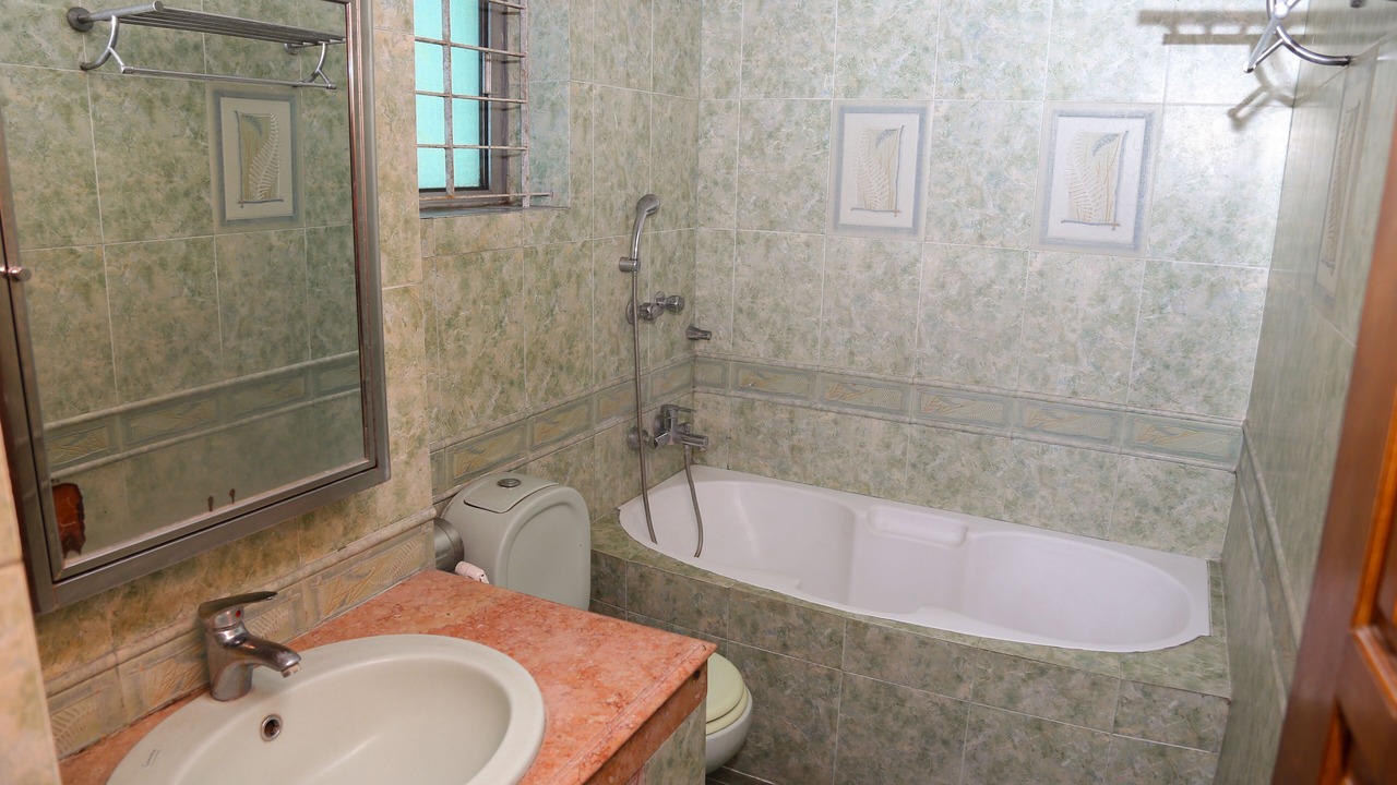 Photo of Bathroom in Gulshan