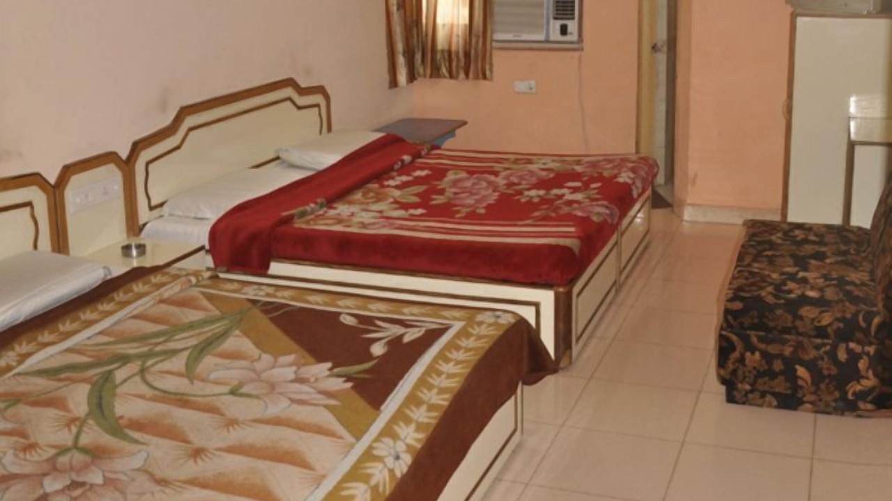 Photo of Bedroom in Katra