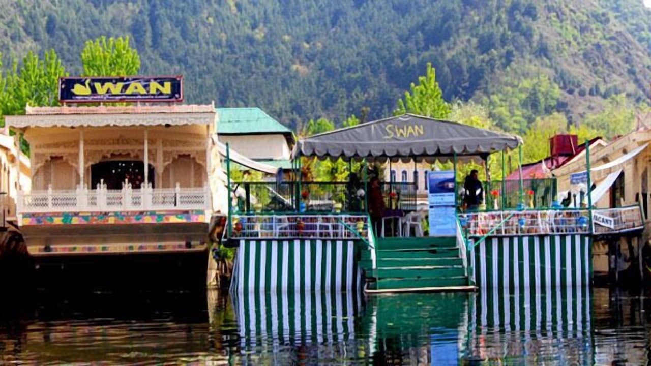 Photo of Outdoor in Dal Lake