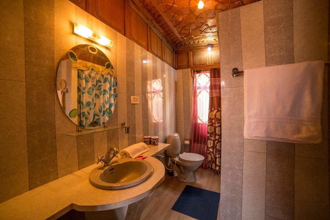 Photo of Bathroom in Dal Lake