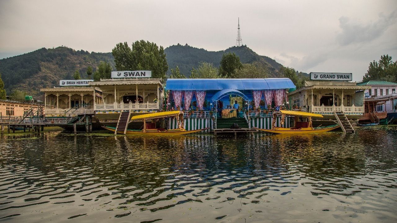 Photo of Others in Dal Lake