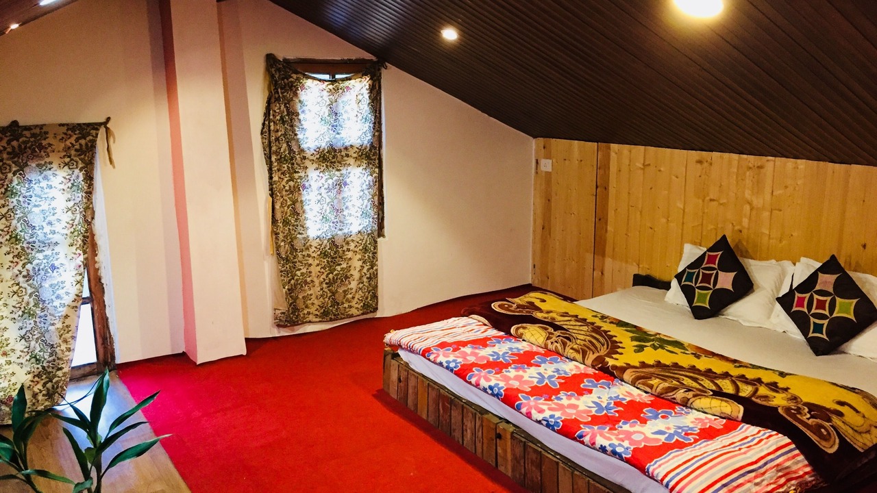 Photo of Bedroom in Manali